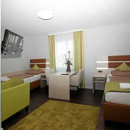 Hotel-restaurant Axion 3* 莱茵河畔威尔
