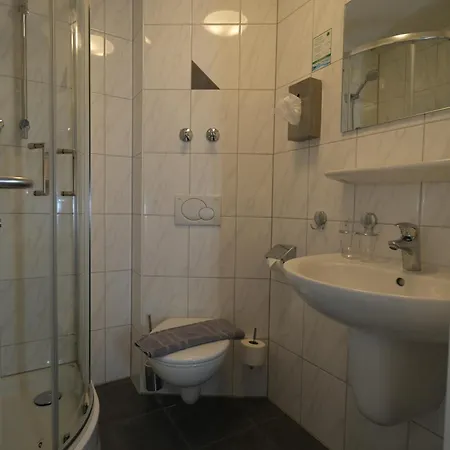 Hotel-restaurant Axion